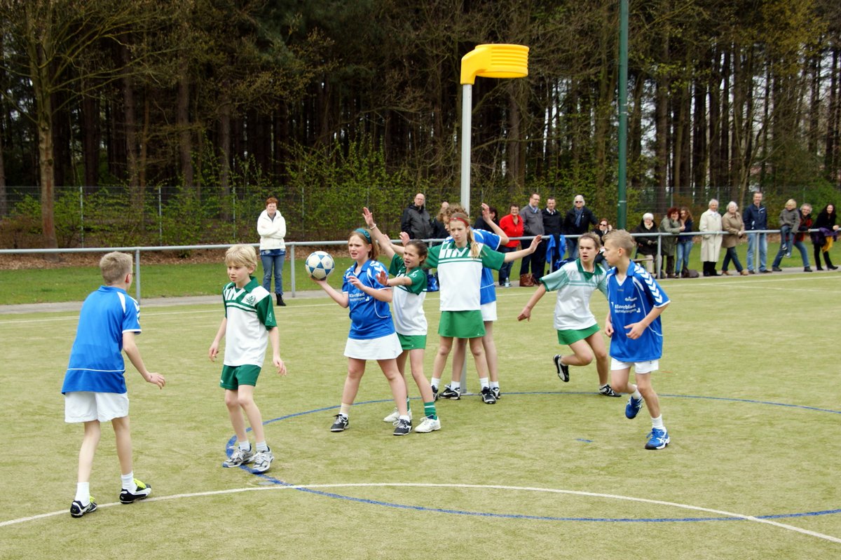 Korfbal D2 14 april-003.JPG